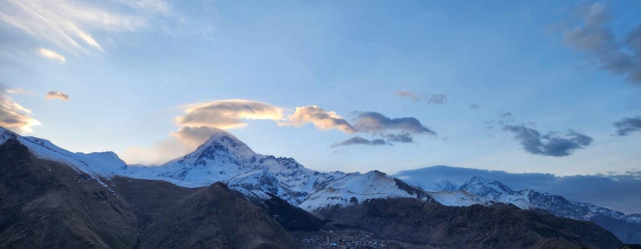 Kazbegi Targmani Cottages Exterior foto