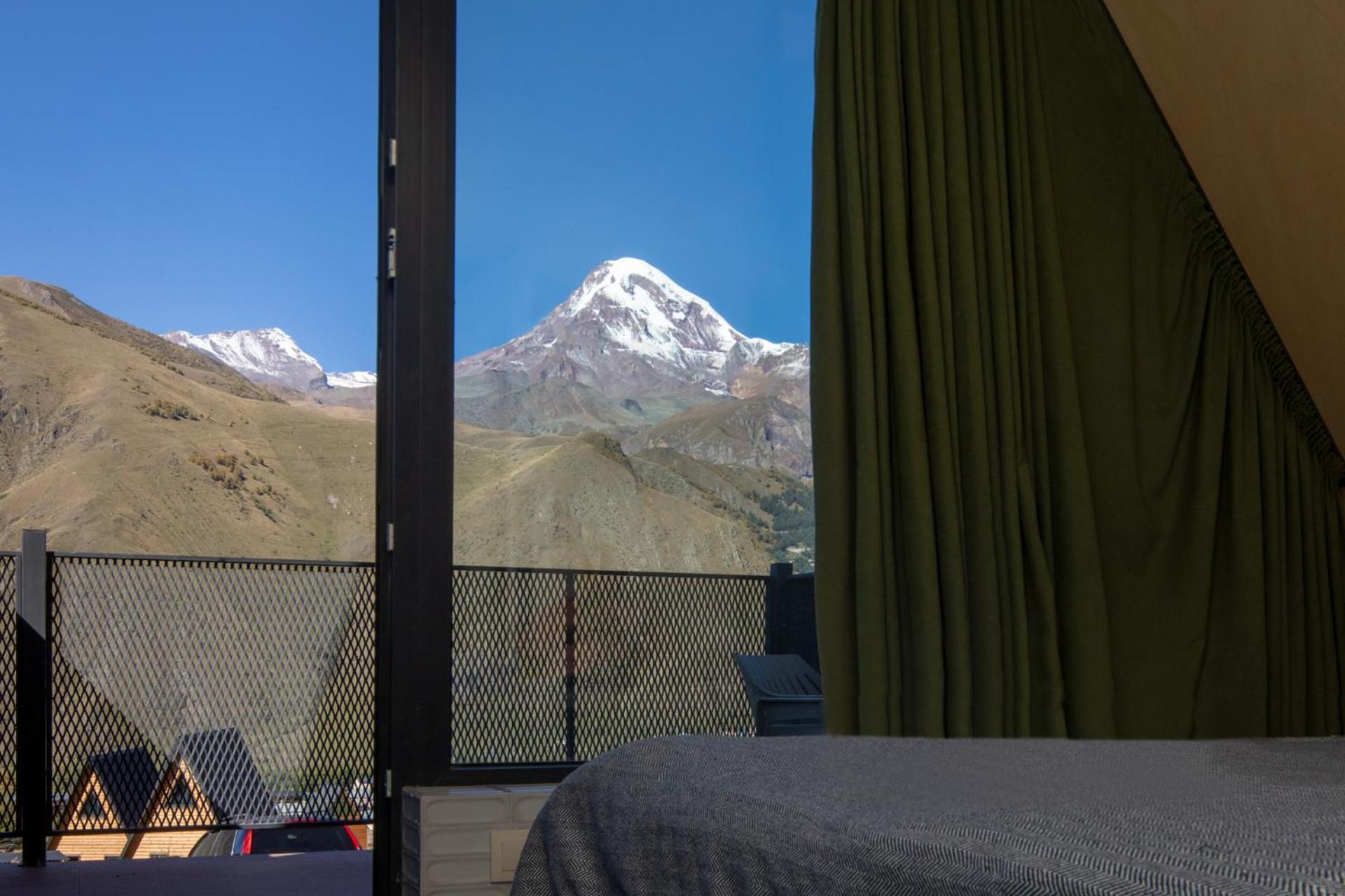 Kazbegi Targmani Cottages Exterior foto